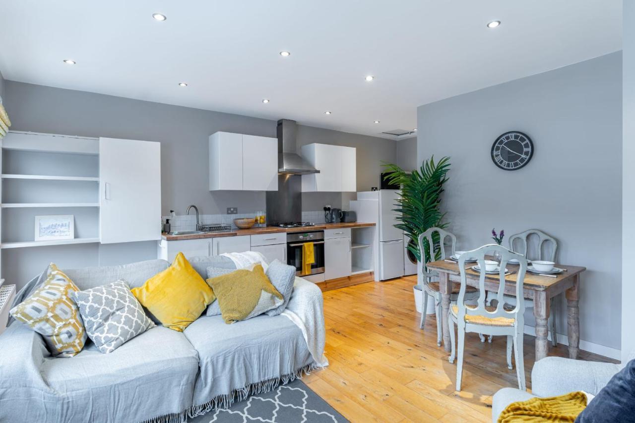Stylish Shepherds Bush Flat Apartment Лондон Екстериор снимка